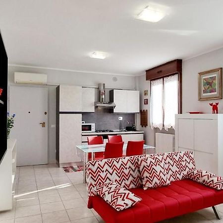 Guest Holiday Bari Reggio d'Emilie Extérieur photo