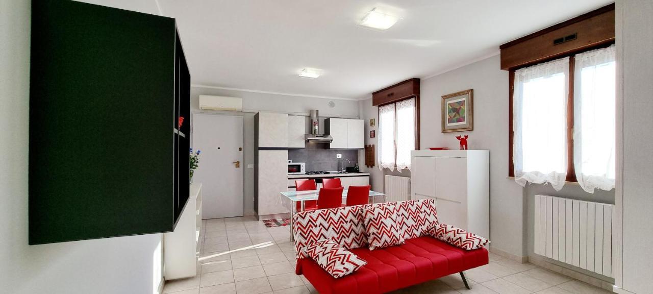 Guest Holiday Bari Reggio d'Emilie Extérieur photo