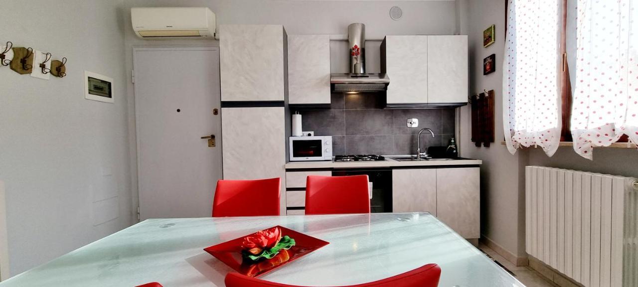 Guest Holiday Bari Reggio d'Emilie Extérieur photo